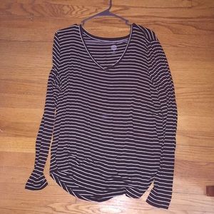 Black and white soft long sleeve